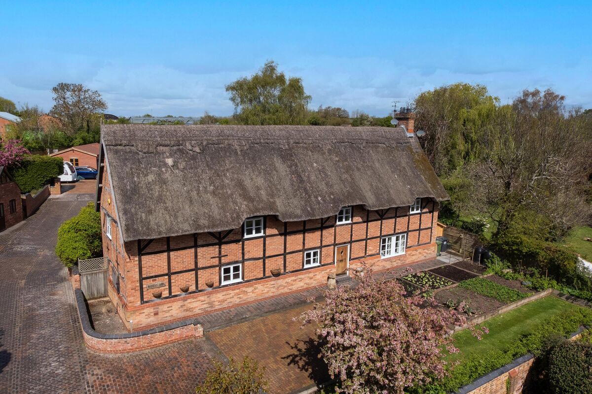 village house for sale in Masters Yard, Birdingbury, Rugby