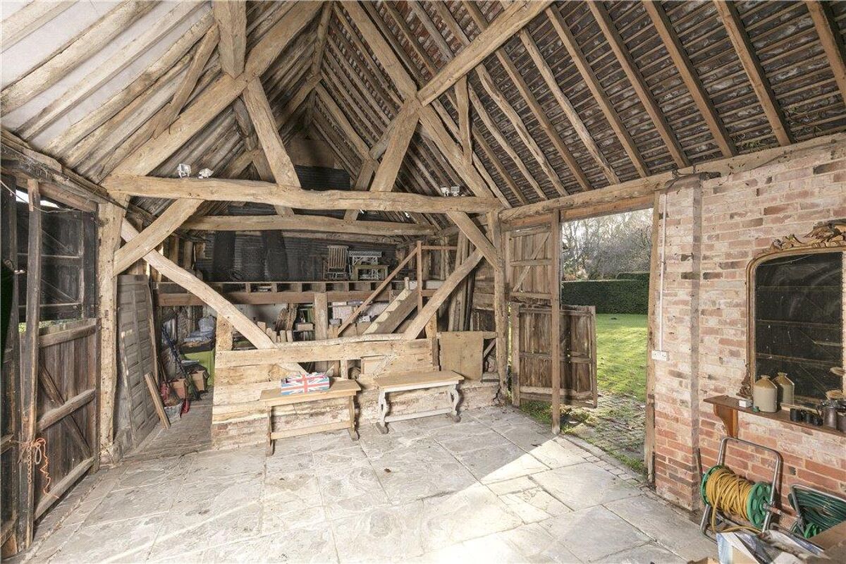 house for sale in Holywell, Shrewley, Warwick, Warwickshire, CV35