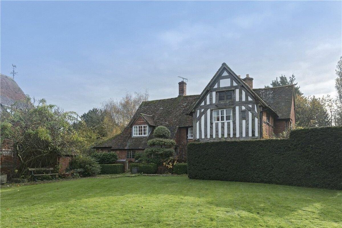 house for sale in Holywell, Shrewley, Warwick, Warwickshire, CV35