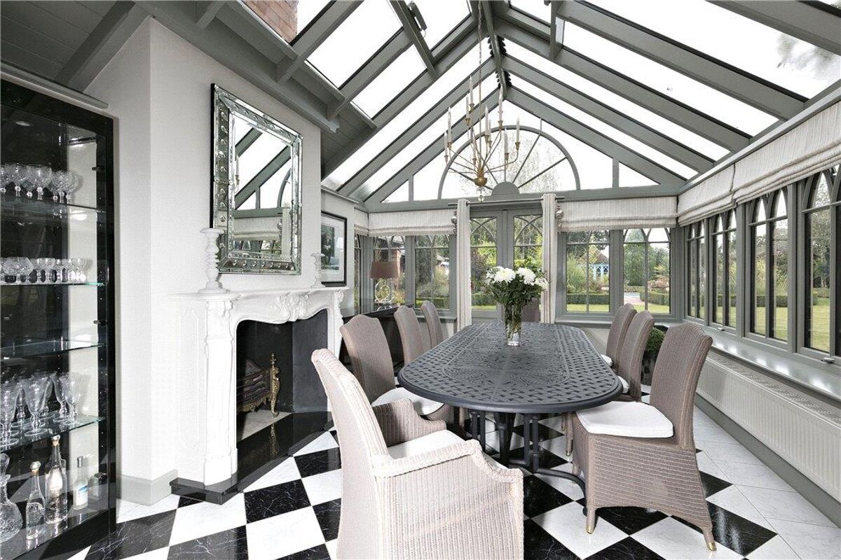 house for sale in Leamington Road, Long Itchington, Southam