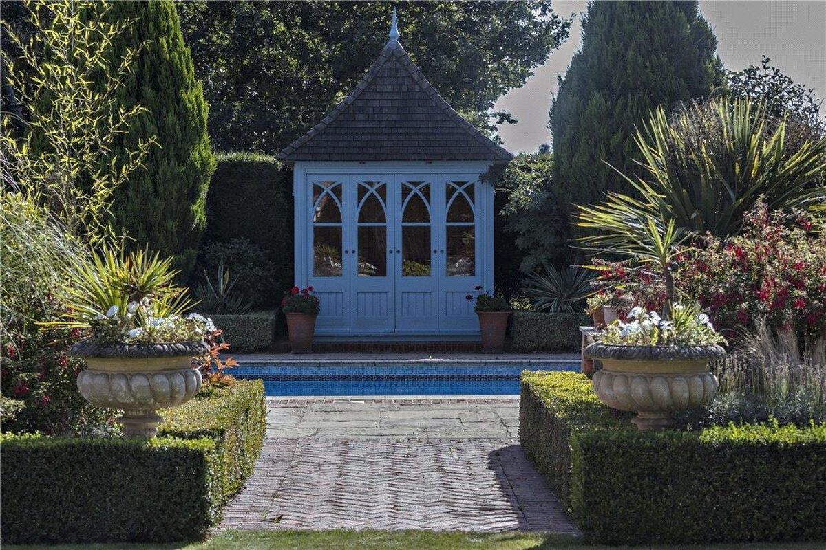 house for sale in Leamington Road, Long Itchington, Southam