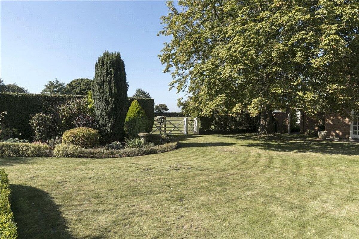 house for sale in Leamington Road, Long Itchington, Southam