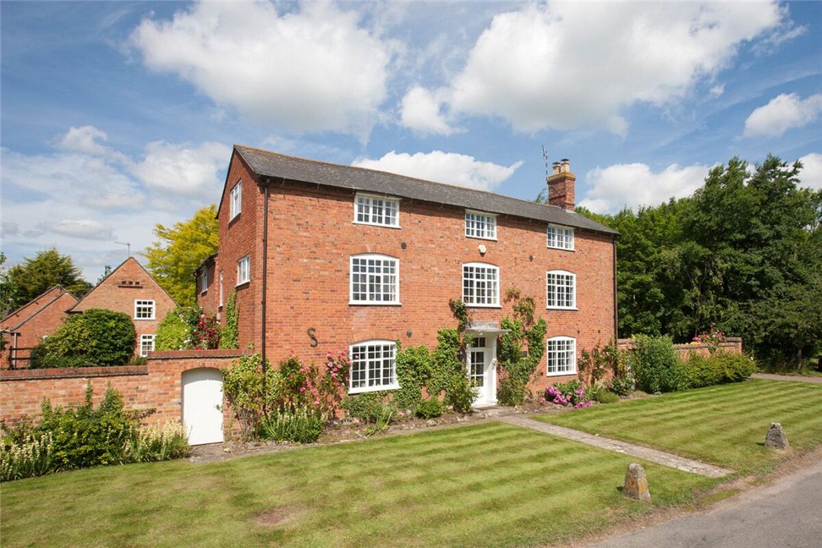 House For Sale In Dorsington Stratford Upon Avon Warwickshire Cv37 Str150114 Knight Frank
