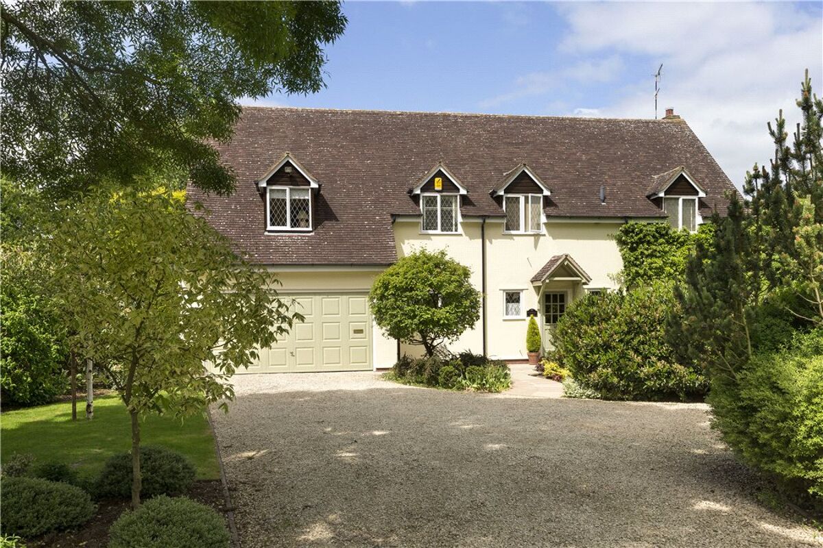 house for sale in Pinfold House, Friday Street, Pebworth, Nr Stratford