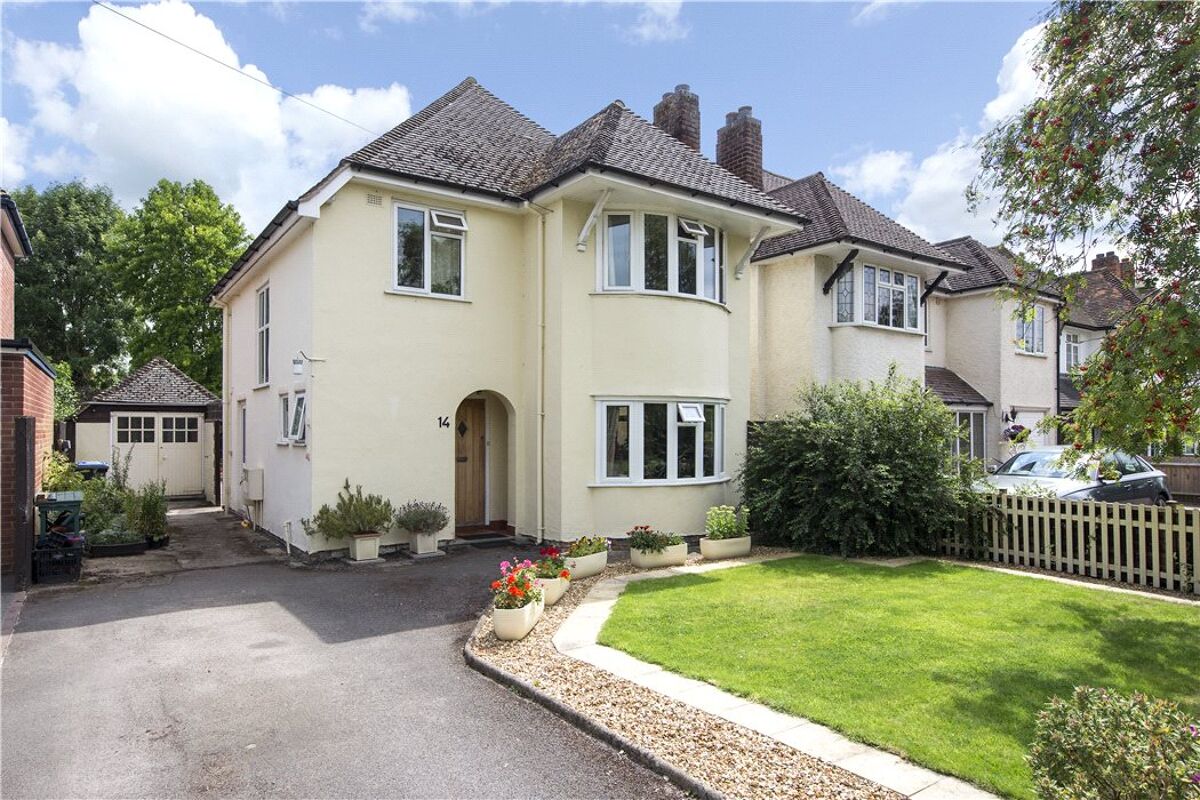 house for sale in Eton Road, StratforduponAvon, Warwickshire, CV37