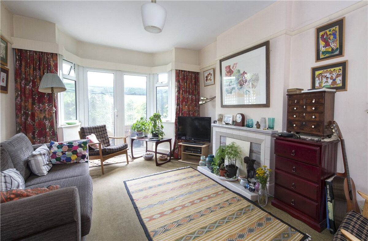 house for sale in Eton Road, StratforduponAvon, Warwickshire, CV37