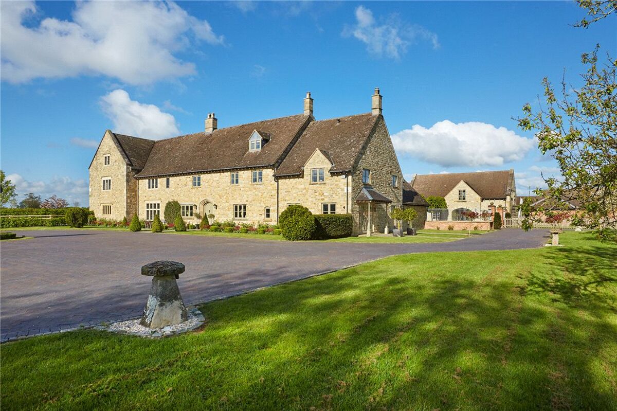 house for sale in Tysoe Road, Warwick, CV35 STR150426