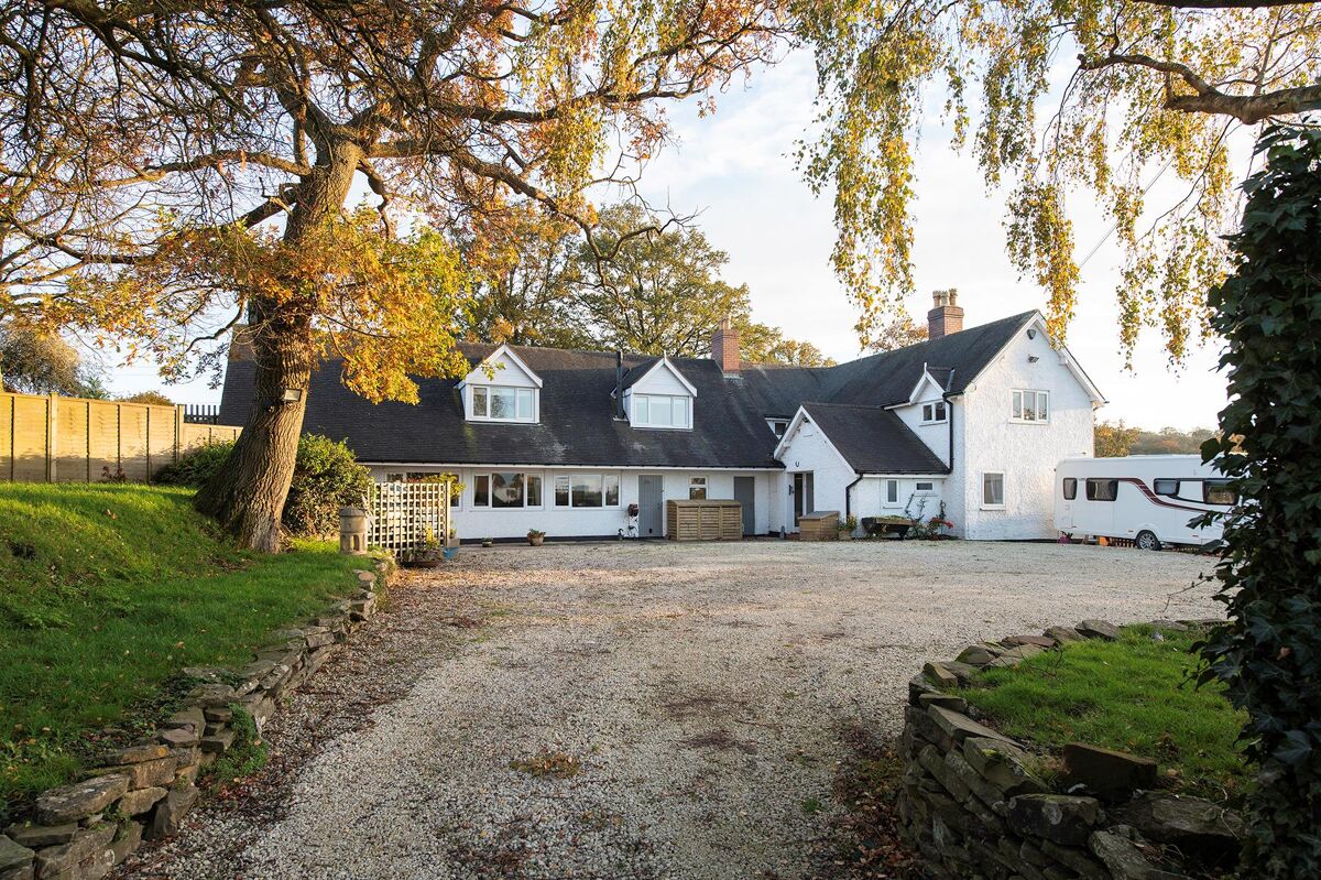 house for sale in Morton Bagot, Studley, Warwickshire, B80 STR160018