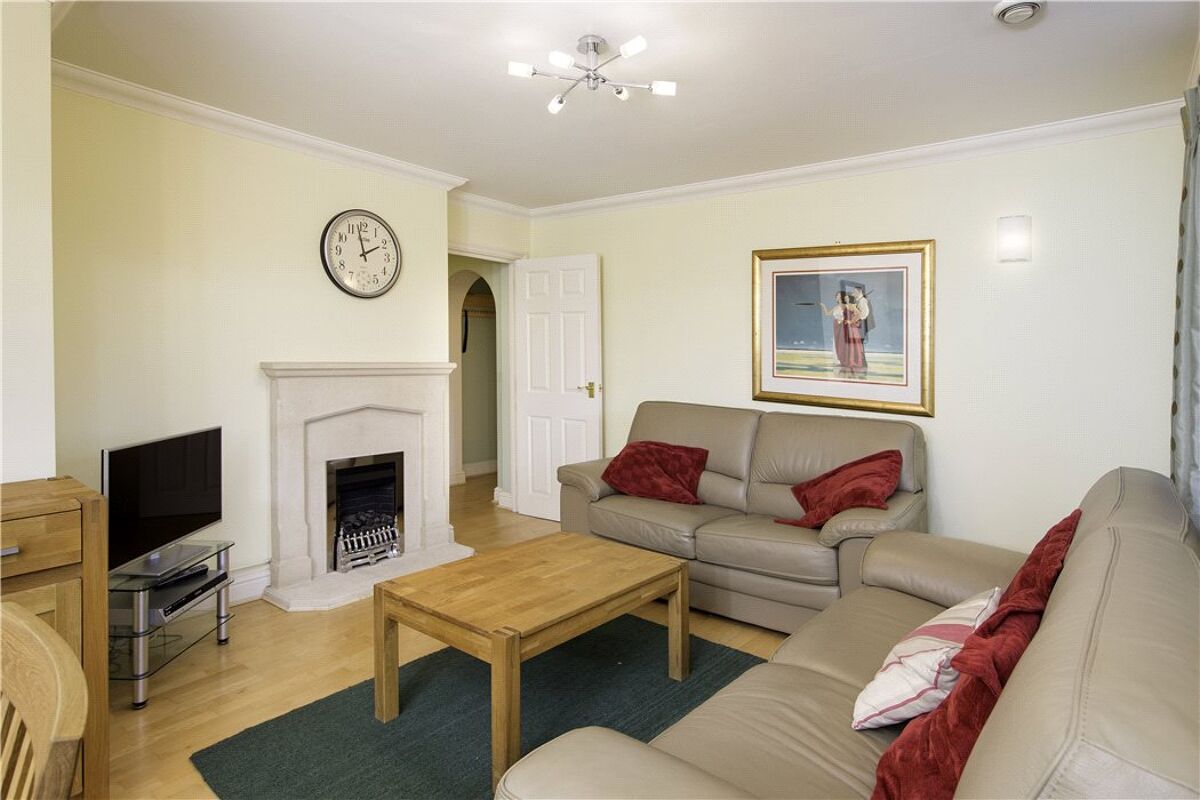 flat for sale in Warwick Mews, Warwick Road, StratforduponAvon
