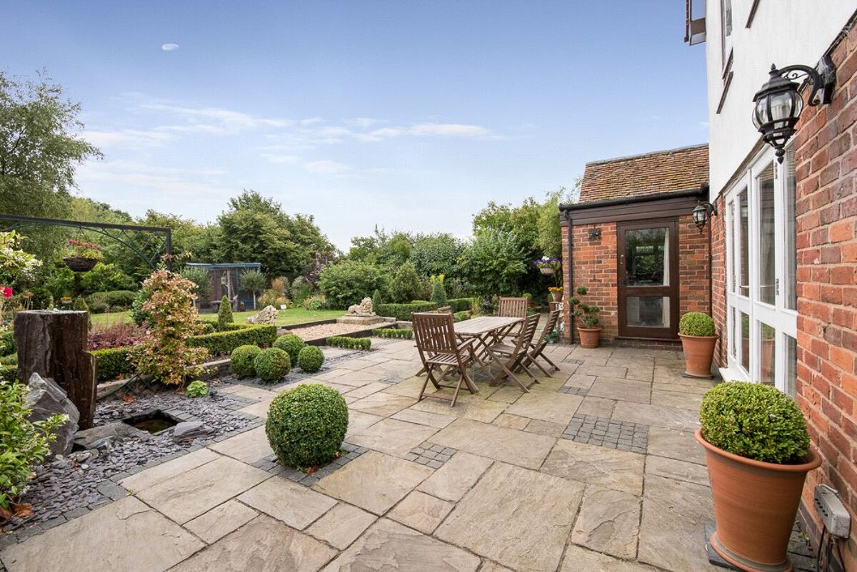 house for sale in Haydon Way, Coughton, Alcester, Warwickshire, B49