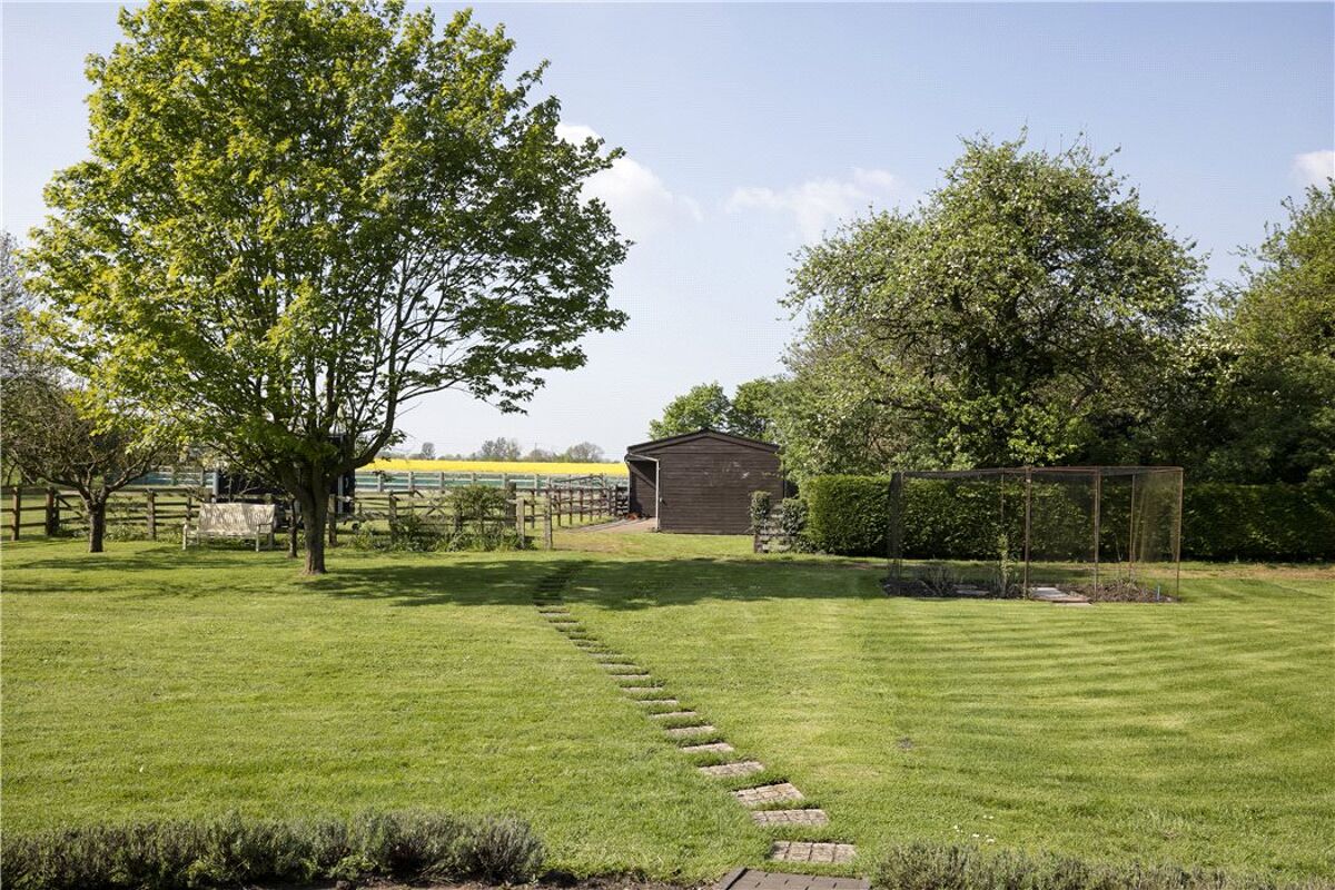 house for sale in Broadwell, Rugby, Warwickshire, CV23 STR160135