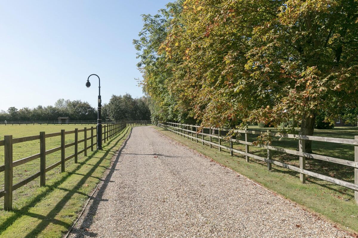 house for sale in Long Marston Road, Welford on Avon, Stratfordupon