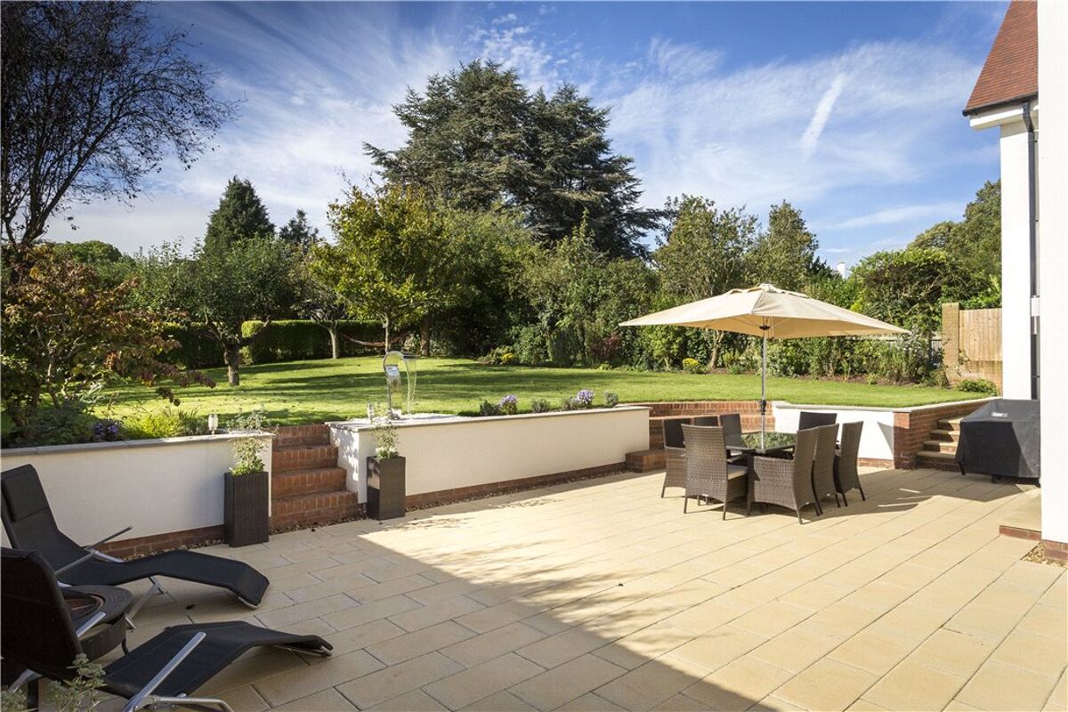 town house for sale in Road, StratforduponAvon, CV37 STR160218 Knight Frank