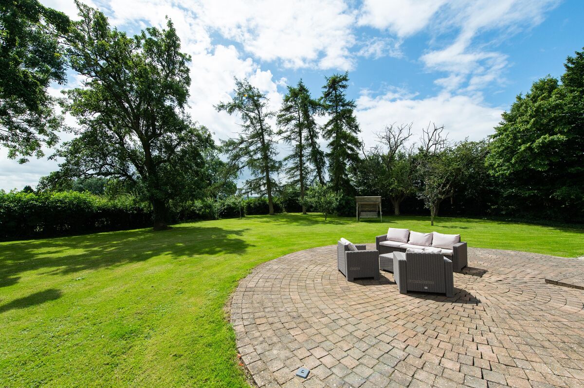 house for sale in Rugby Road, Stockton, Southam, CV47 STR160268