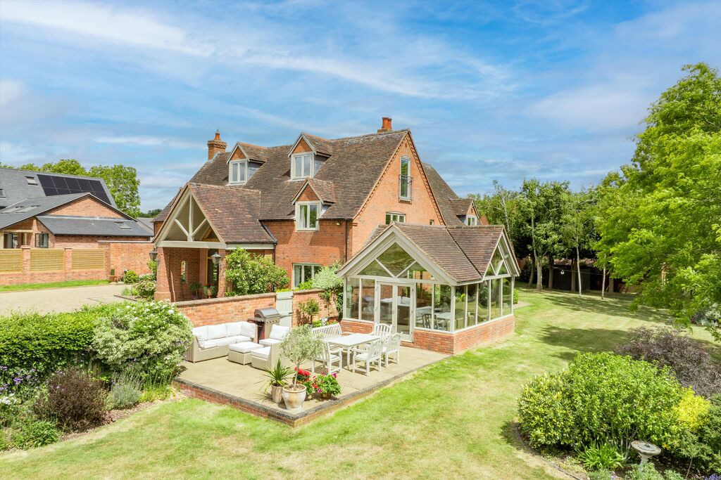 Image of Warwick Road, Stratford-upon-Avon, CV37