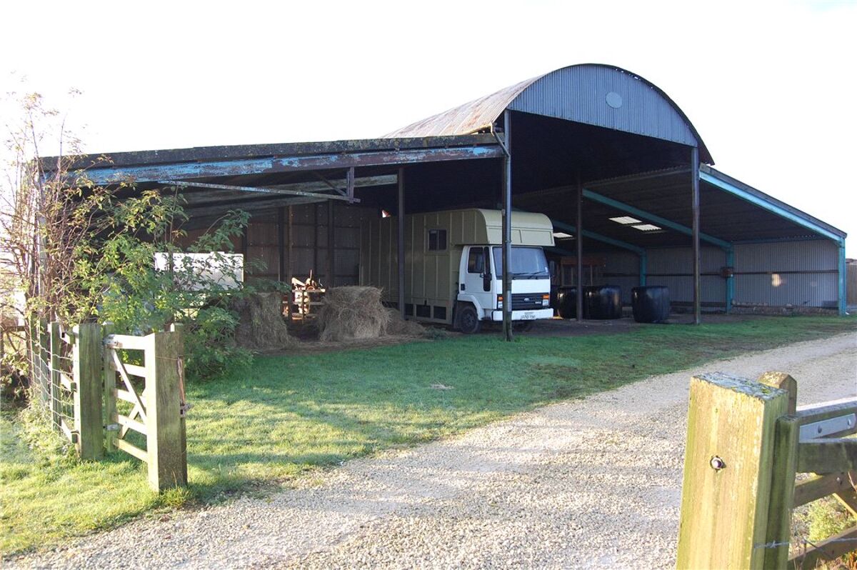 house for sale in Calcutt, Rugby, Warwickshire, CV23 STR170005