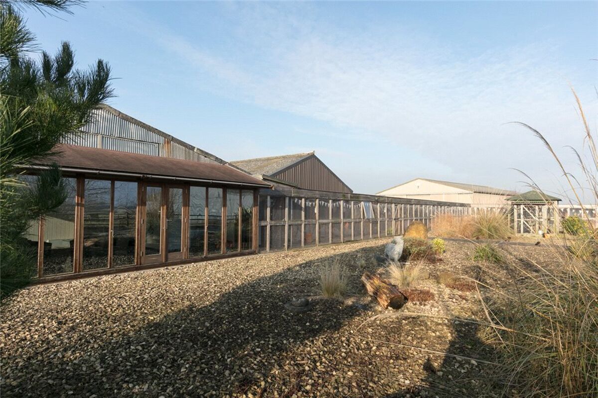 house for sale in Calcutt, Rugby, Warwickshire, CV23 STR170005