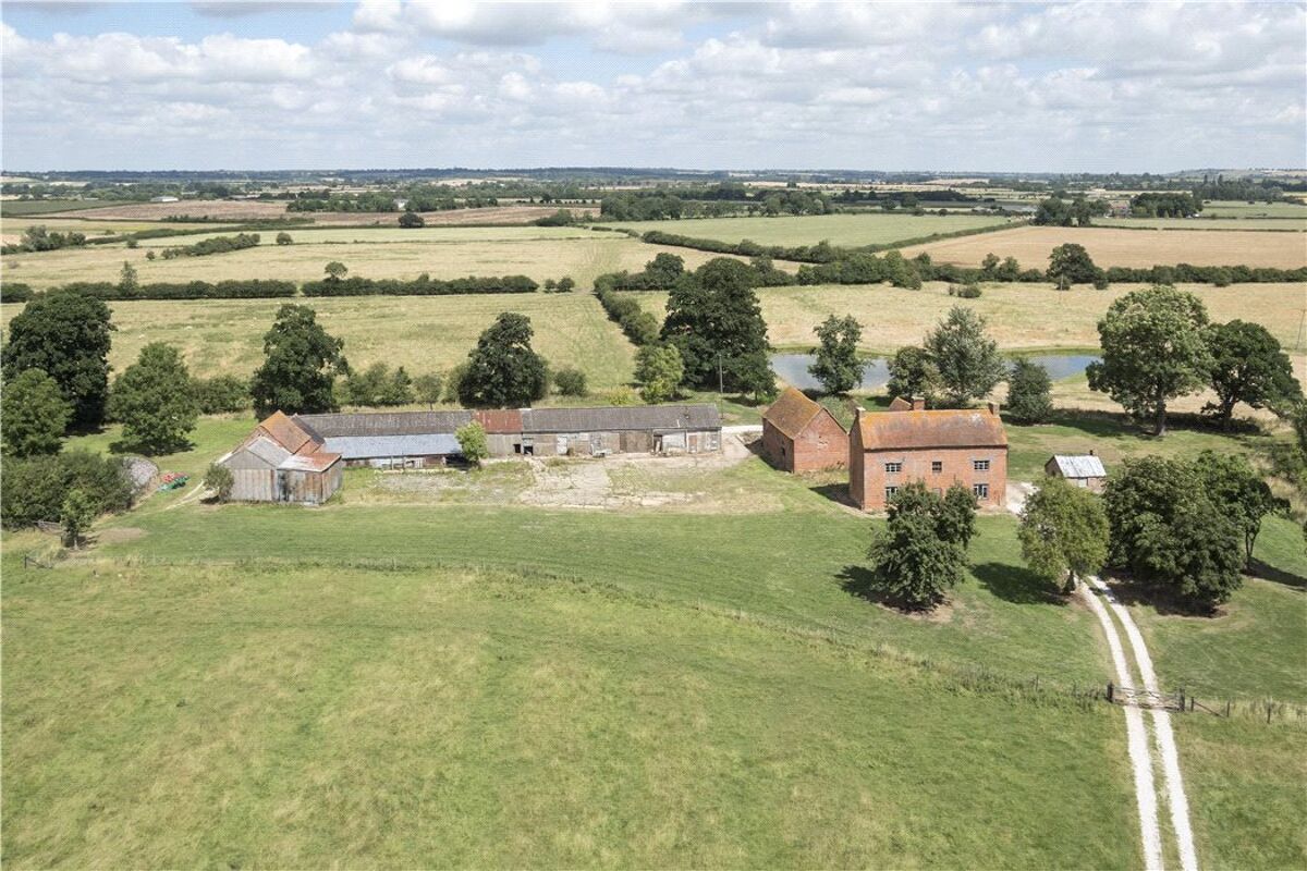 house for sale in Calcutt Lane, Calcutt, Rugby, Warwickshire, CV23