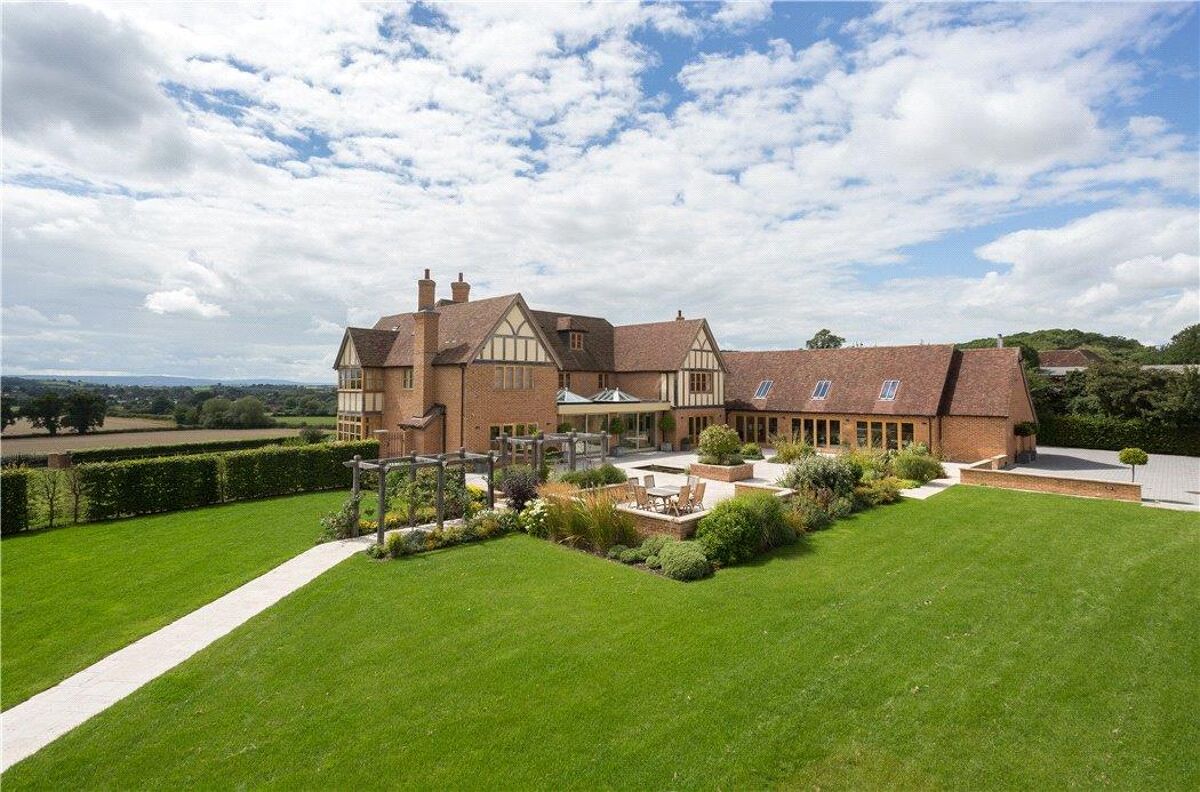 house for sale in Church Bank, Binton, StratforduponAvon, CV37