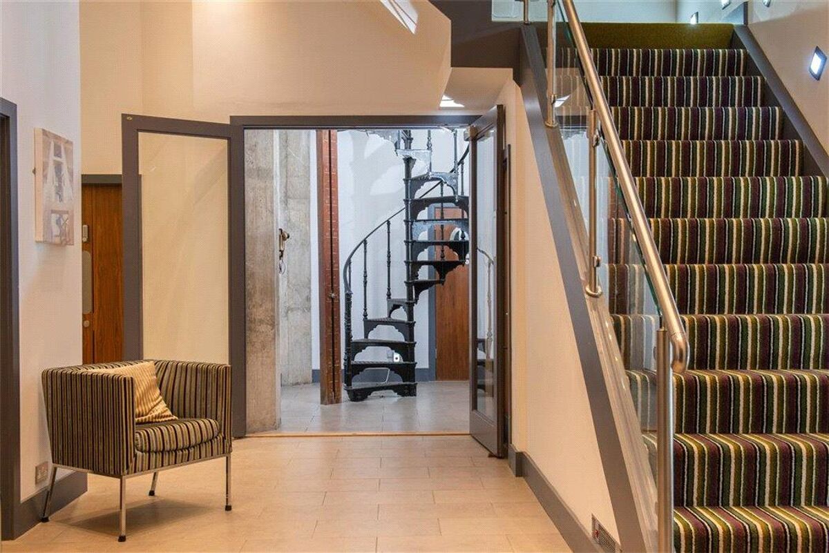 house for sale in Cromwell Lane, Burton Green, Kenilworth, Warwickshire