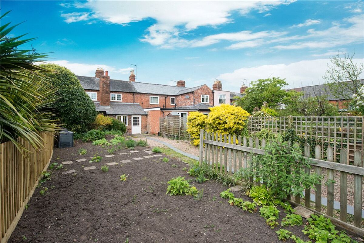 town house for sale in Bull Street, StratforduponAvon, CV37