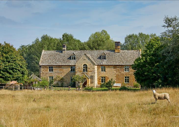 Equestrian Property for Sale - Knight Frank (UK)