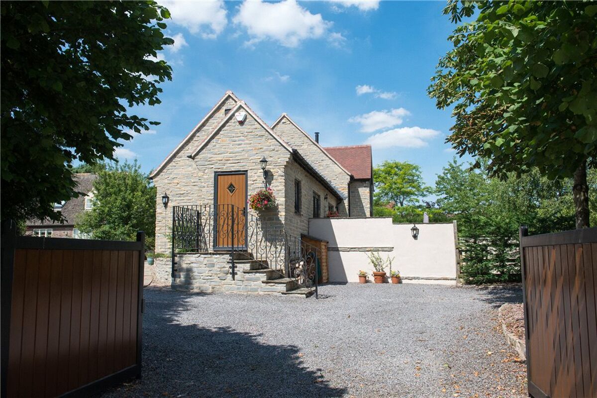 house for sale in Bidford Road, Cleeve Prior, Evesham, Worcestershire