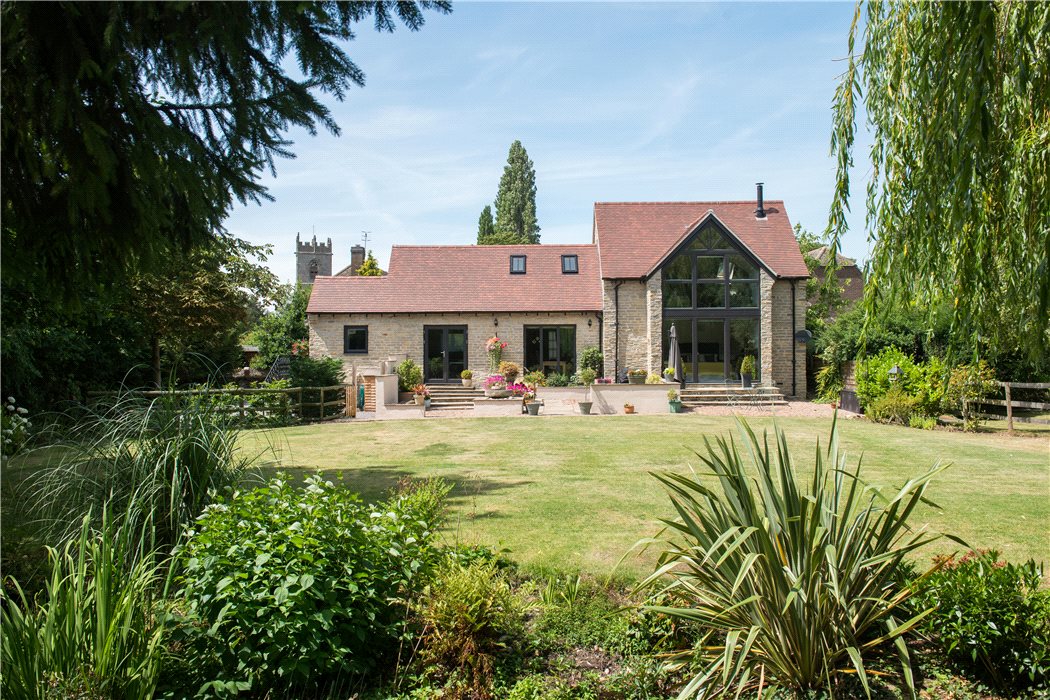 house for sale in Bidford Road, Cleeve Prior, Evesham, Worcestershire