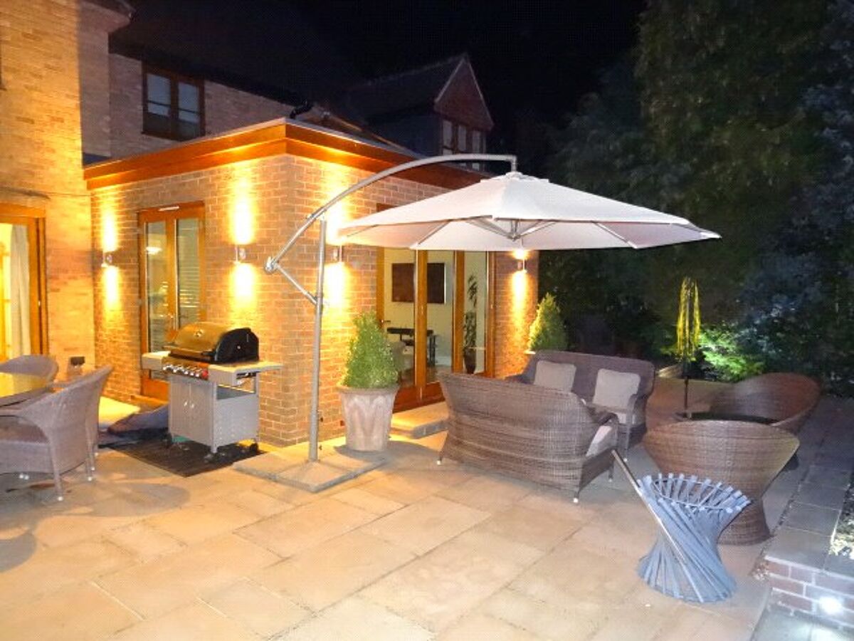 town house for sale in Tiddington Road, StratforduponAvon, CV37