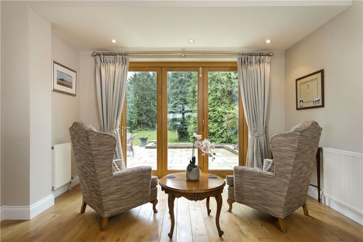 town house for sale in Tiddington Road, StratforduponAvon, CV37