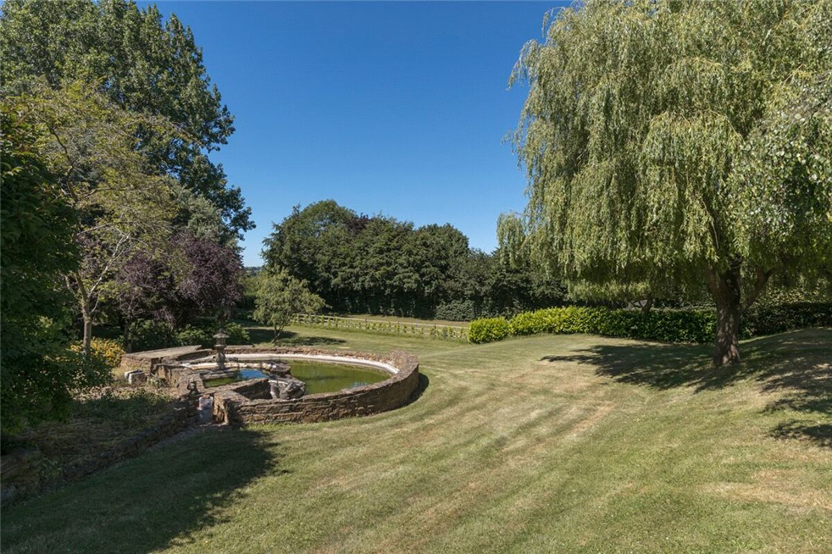 house for sale in Mill Lane, Newbold on Stour, StratforduponAvon, CV37 STR170358 Knight Frank