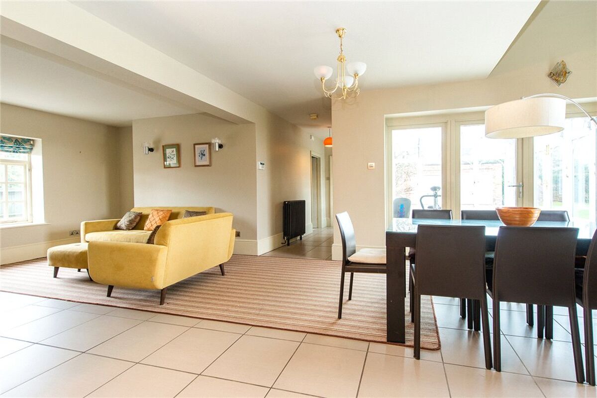 house for sale in Prospect Gardens, Elm Road, Evesham, Worcestershire