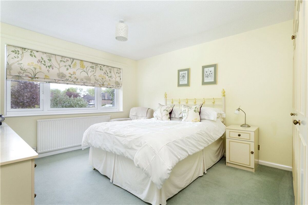 town house for sale in Cloister Way, Leamington Spa, CV32 STR180086 Knight Frank