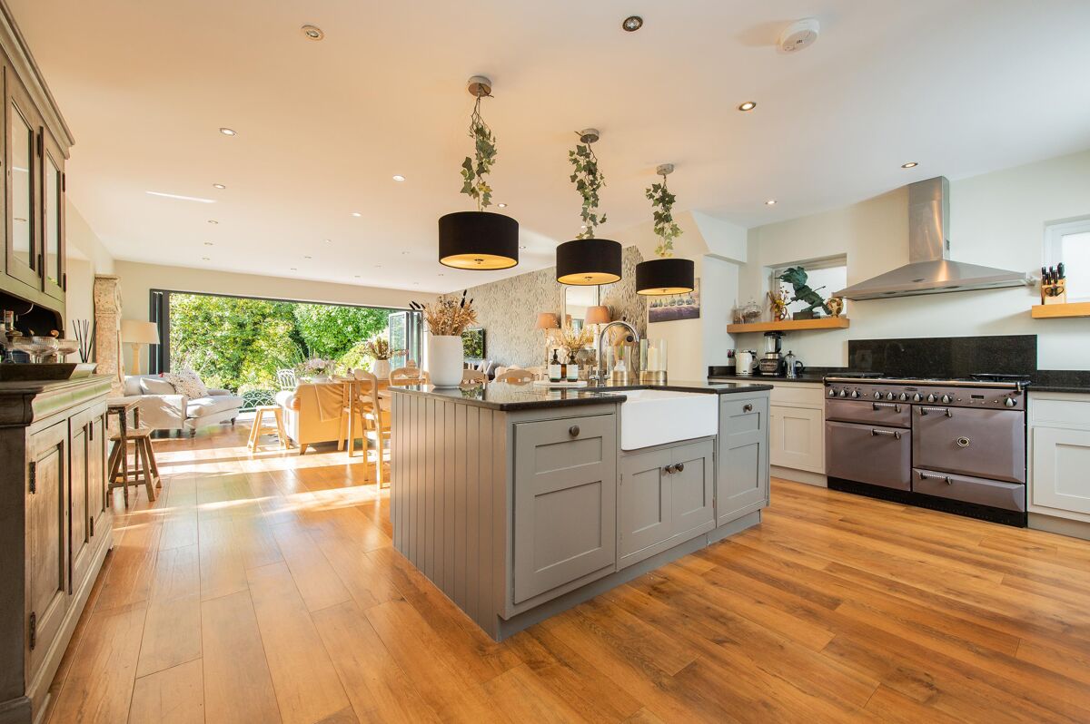 house for sale in Hathaway Lane, StratforduponAvon, CV37 STR180100