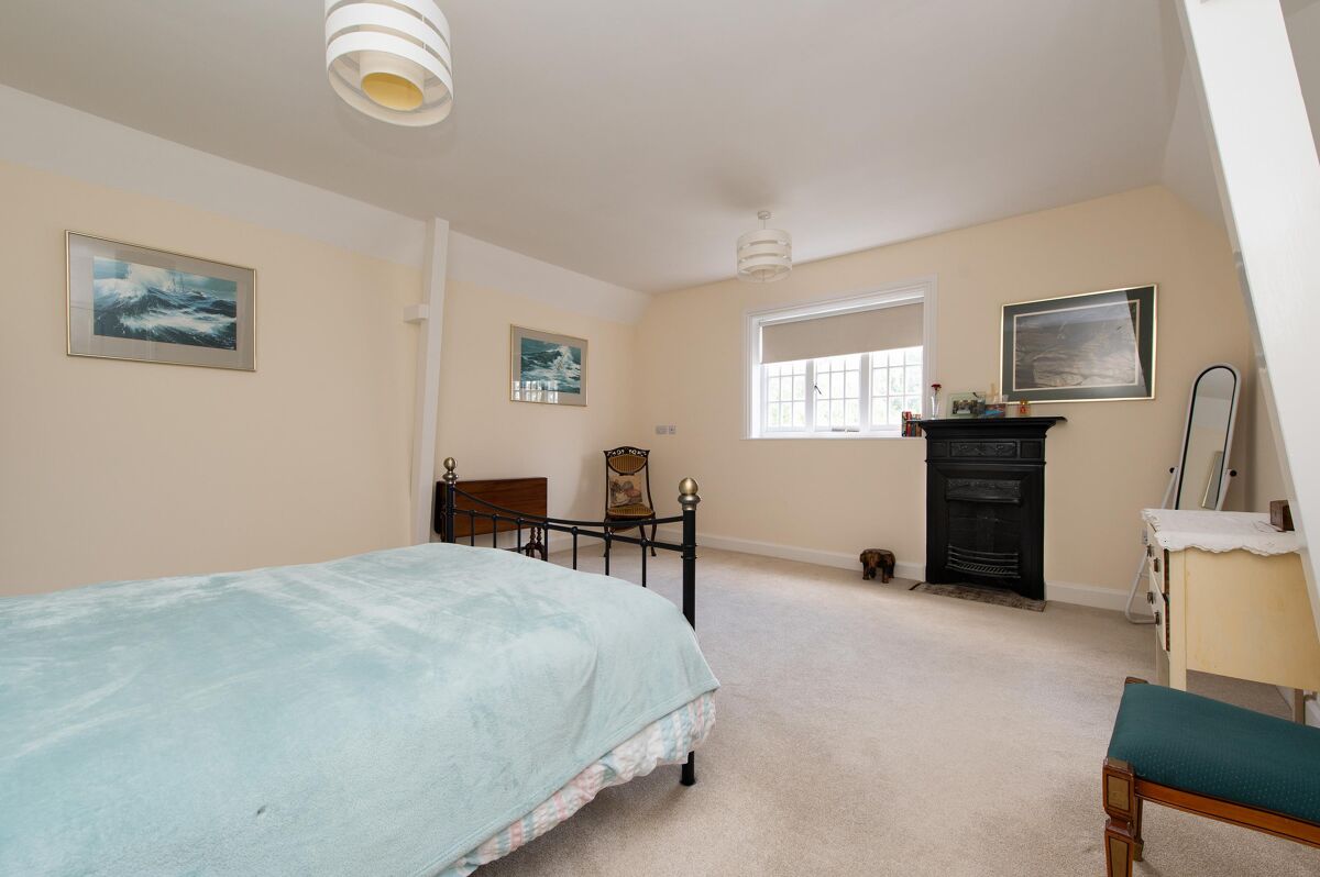 house for sale in Kenilworth Road, Leamington Spa, Warwickshire, CV32