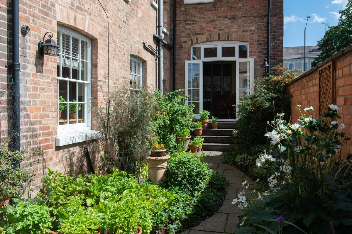 house for sale in Clarendon Street, Leamington Spa, CV32 STR180126