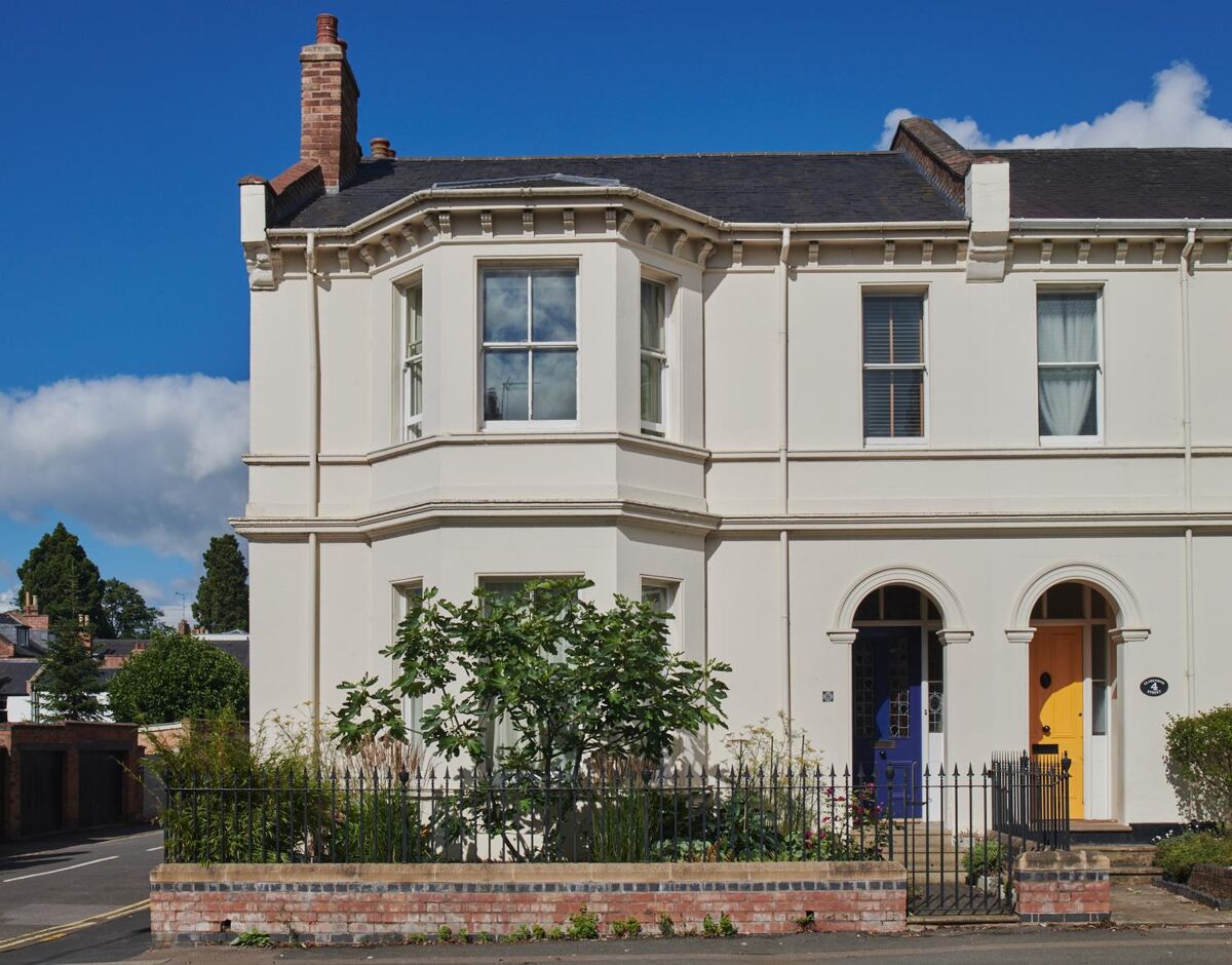 house for sale in Clarendon Street, Leamington Spa, CV32 str180126 Knight Frank