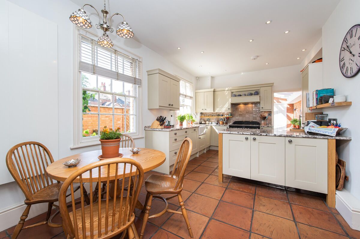 house for sale in Clarendon Street, Leamington Spa, CV32 STR180126