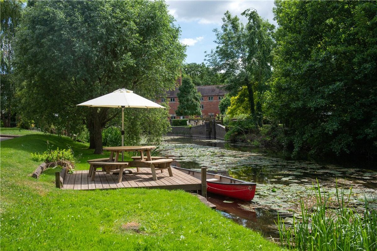 town house for sale in Rock Mill Lane, Leamington Spa, CV32 STR180176