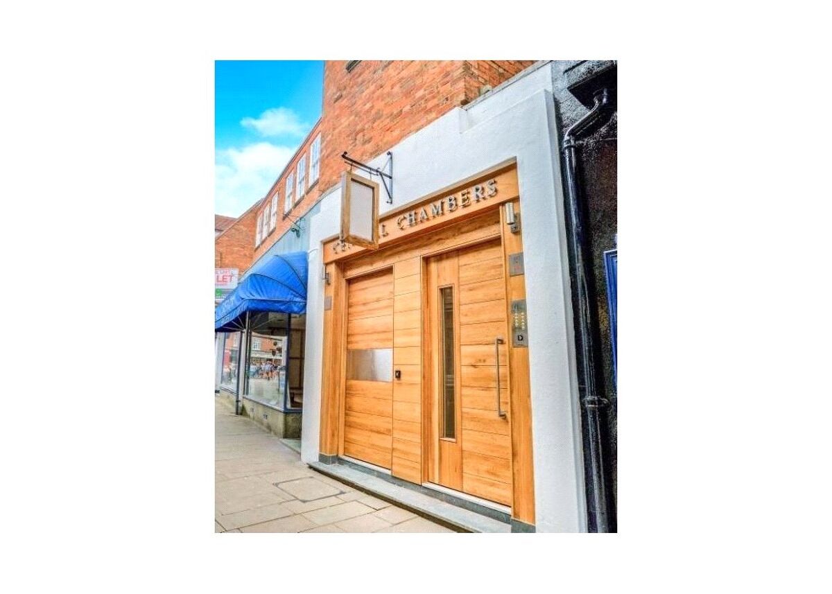 flat for sale in Central Chambers, Cooks Alley, StratforduponAvon