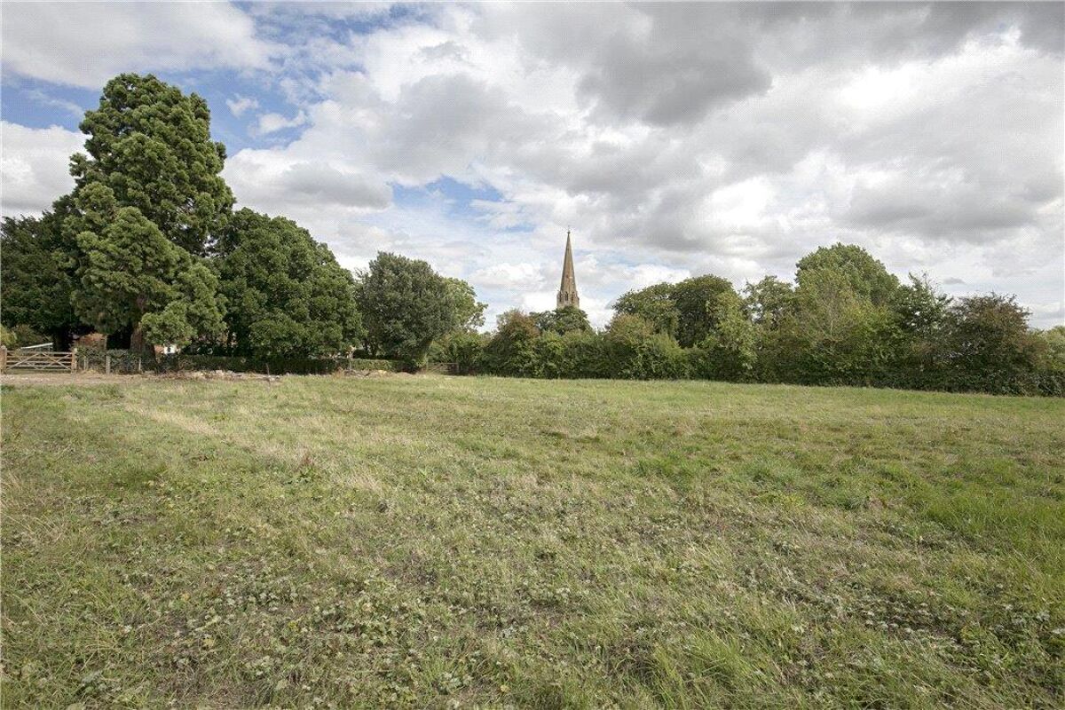 house for sale in Stratford Road, Honeybourne, Evesham, Worcestershire