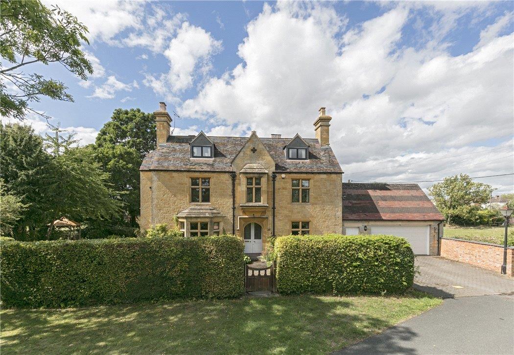 house for sale in Stratford Road, Honeybourne, Evesham, Worcestershire