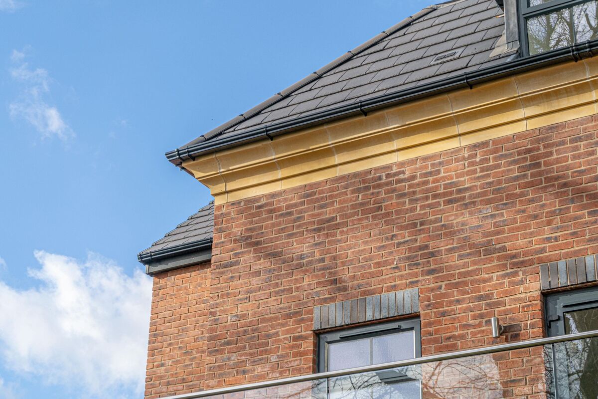 flat for sale in The Limes, Guys Cliffe Avenue, Leamington Spa, CV32