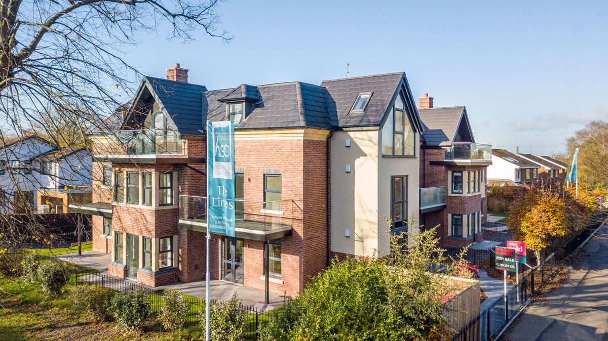 flat for sale in The Limes, Guys Cliffe Avenue, Leamington Spa, CV32