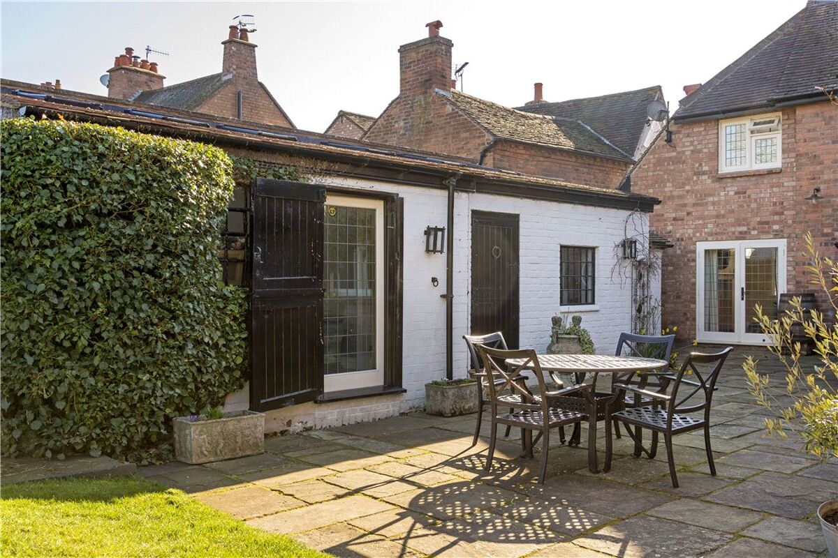 house for sale in Bridge End, Warwick, Warwickshire, CV34 STR190062