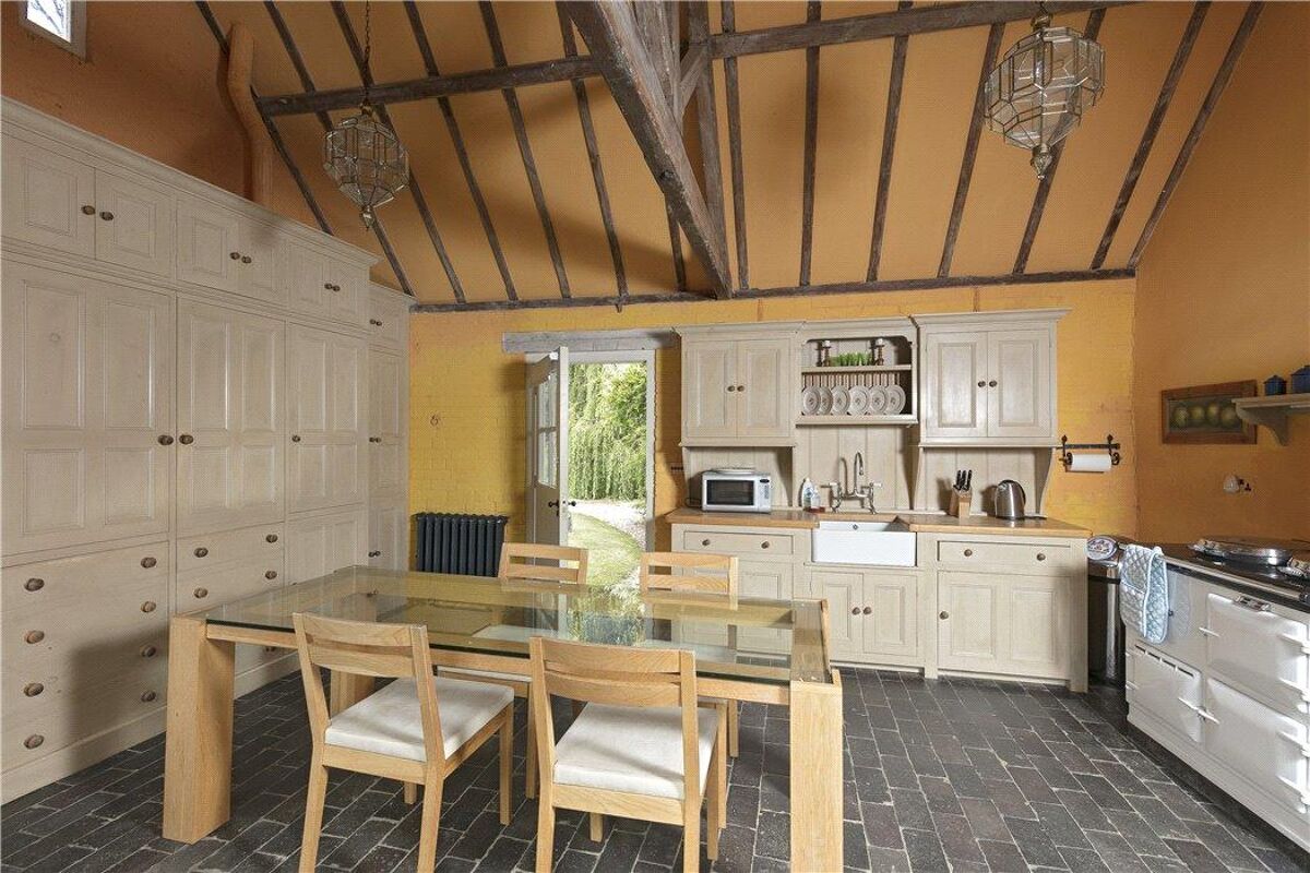 house for sale in Priory Lane, Broad Marston, StratforduponAvon