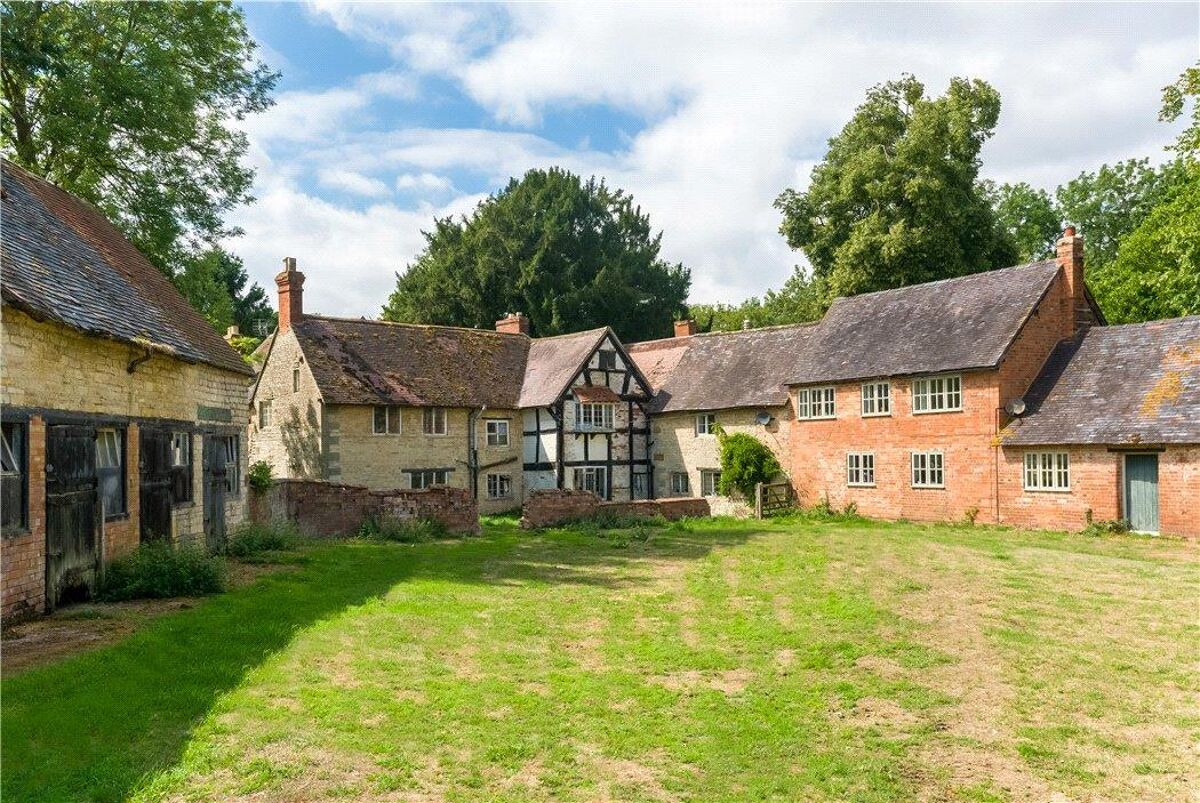 house for sale in Walton, Warwick, CV35 STR190269 Knight Frank