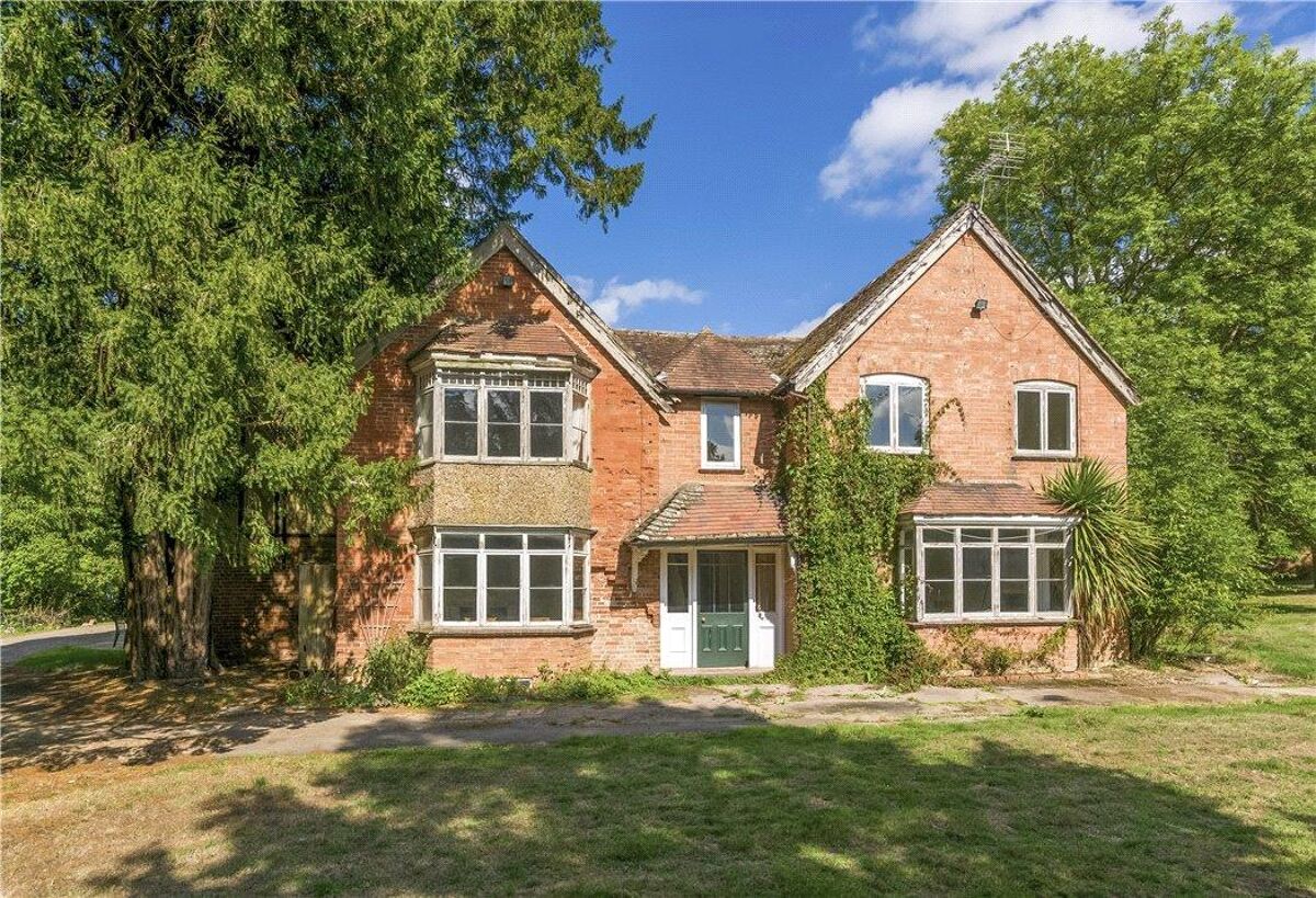 house for sale in Walton, Warwick, CV35 STR190269 Knight Frank