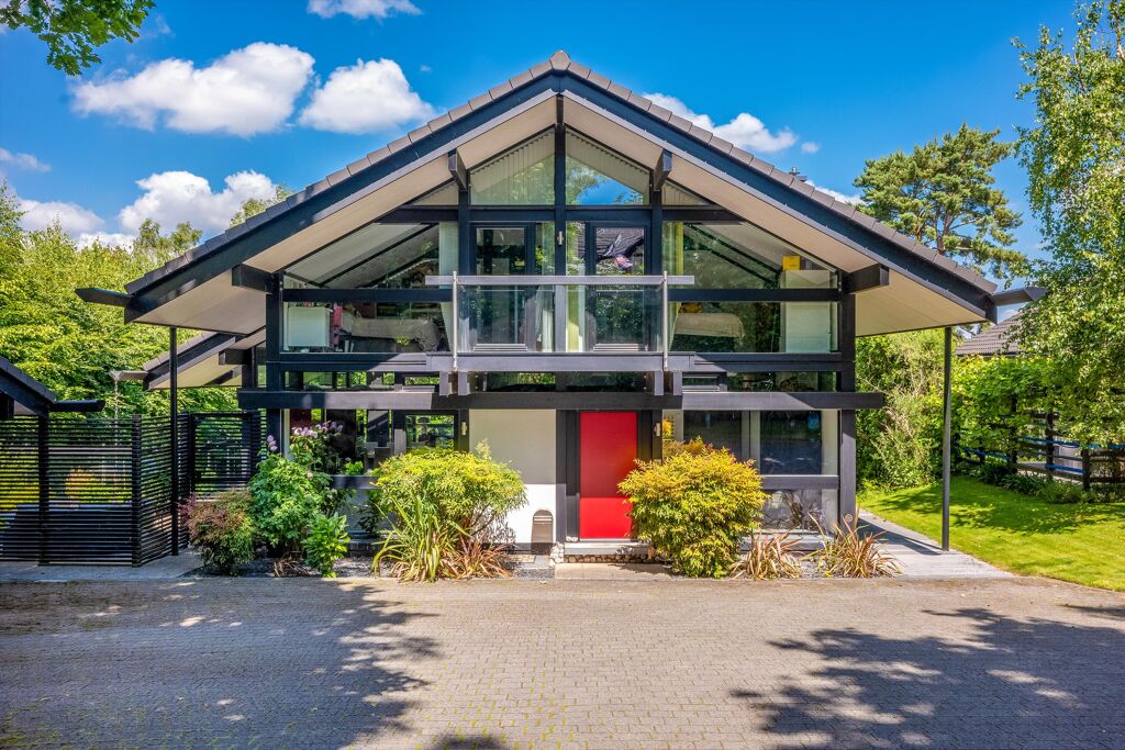 Image of Fairway Rise, Kenilworth, Warwickshire, CV8