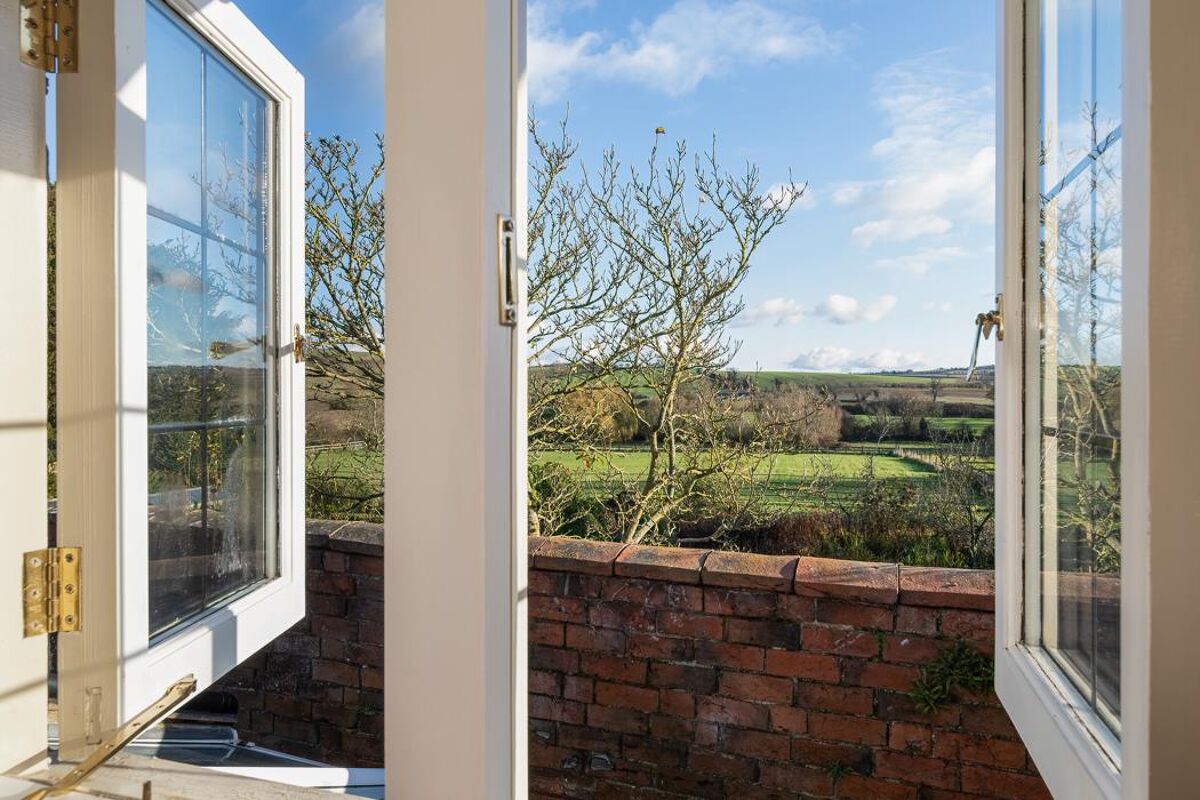 house for sale in SuttonUnderBrailes, Banbury, OX15 STW012033027